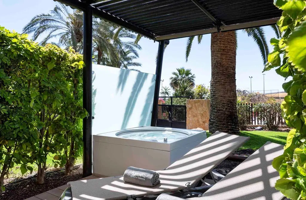 2 nights Spain bed and breakfast (Barcelo Fuerteventura Mar) flights included