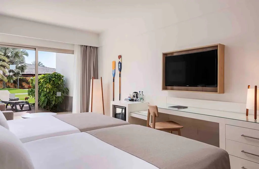 2 nights Spain bed and breakfast (Barcelo Fuerteventura Mar) flights included