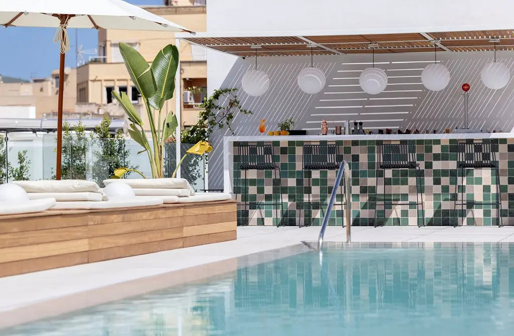 2 nights Spain bed and breakfast (HM Palma Blanc) flights included