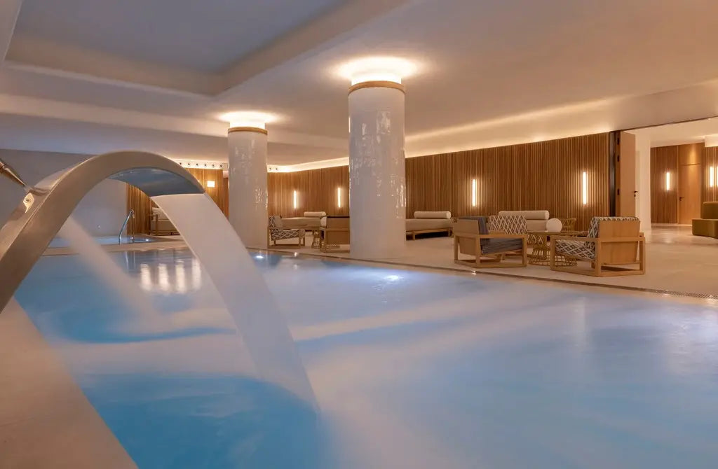 2 nights Spain bed and breakfast (HM Palma Blanc) flights included