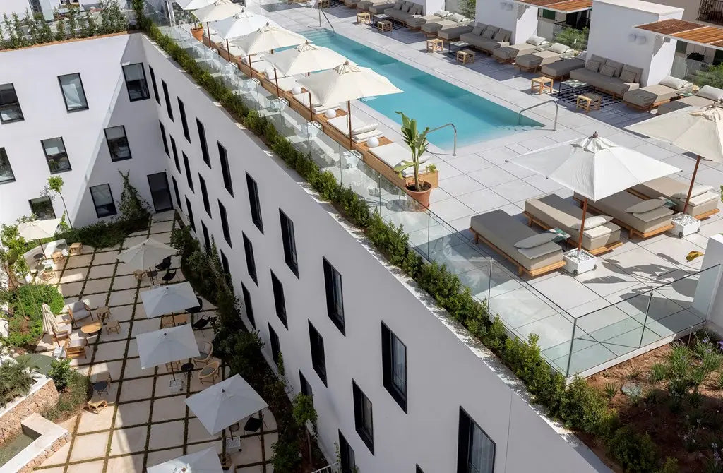 2 nights Spain bed and breakfast (HM Palma Blanc) flights included