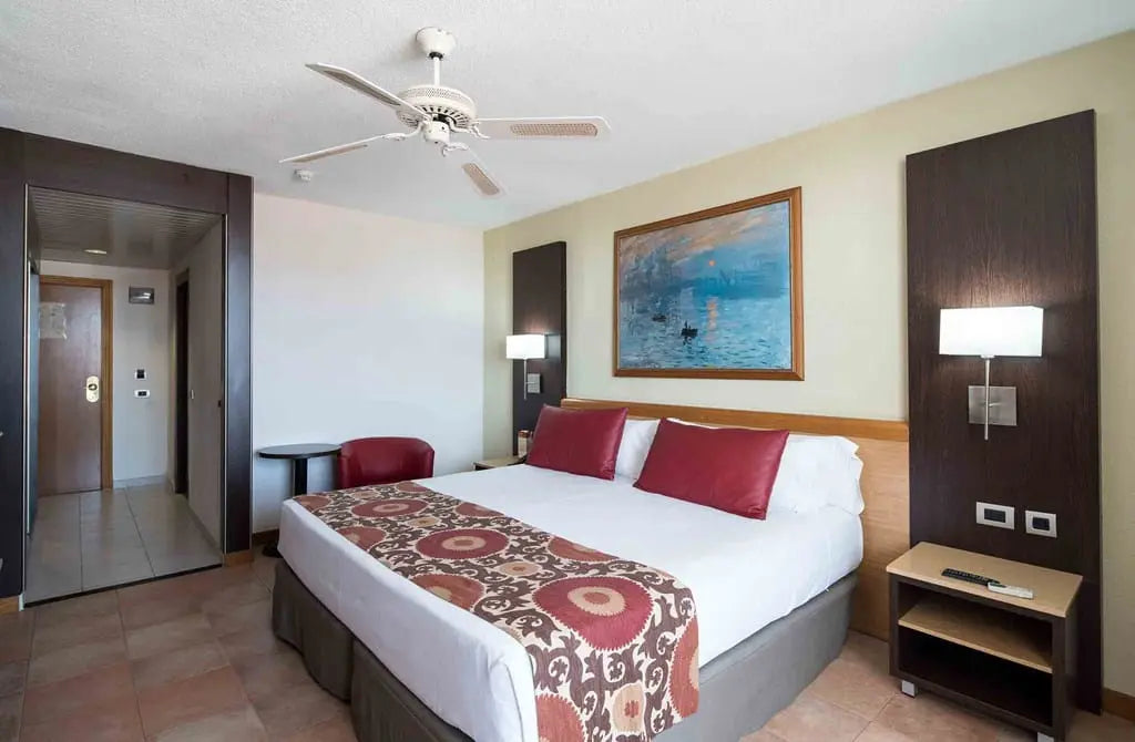 2 nights Spain bed and breakfast (Catalonia Oro Negro) flights included