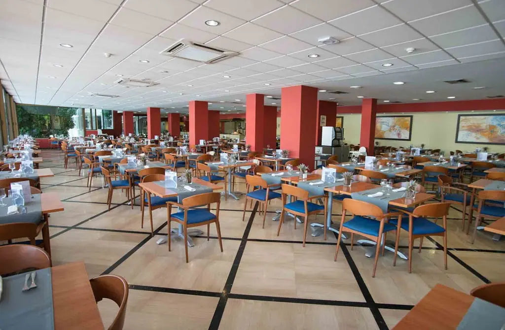 2 nights Spain bed and breakfast (Catalonia Oro Negro) flights included