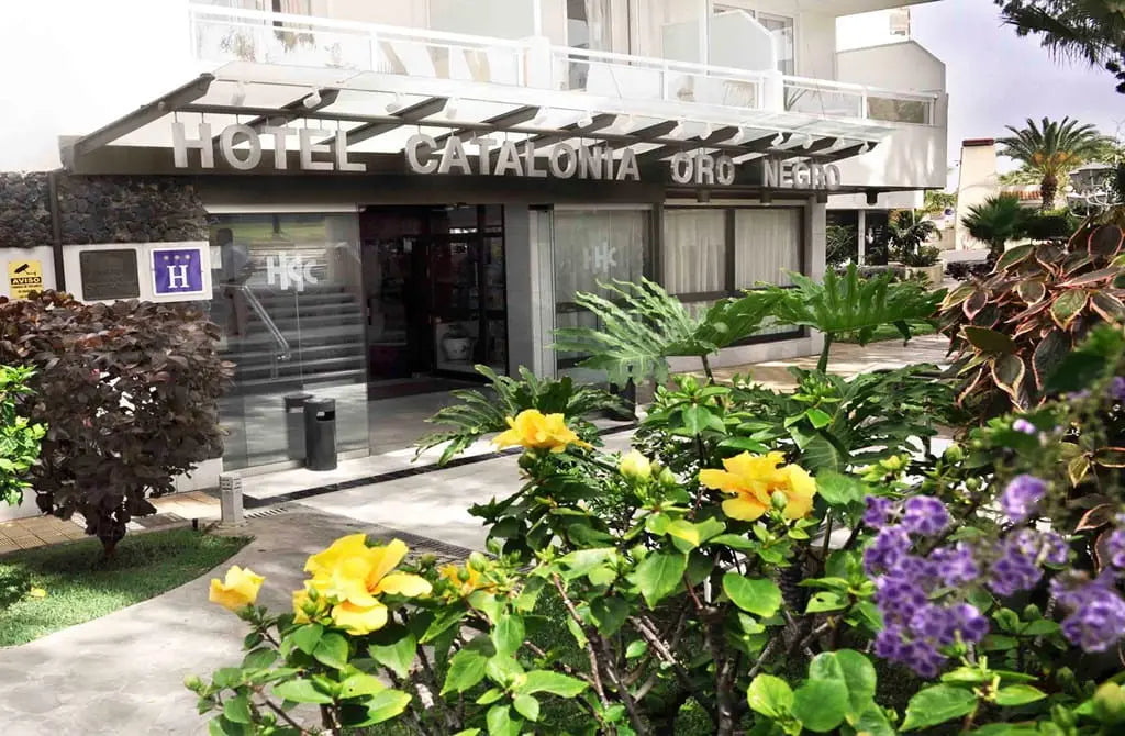 2 nights Spain bed and breakfast (Catalonia Oro Negro) flights included