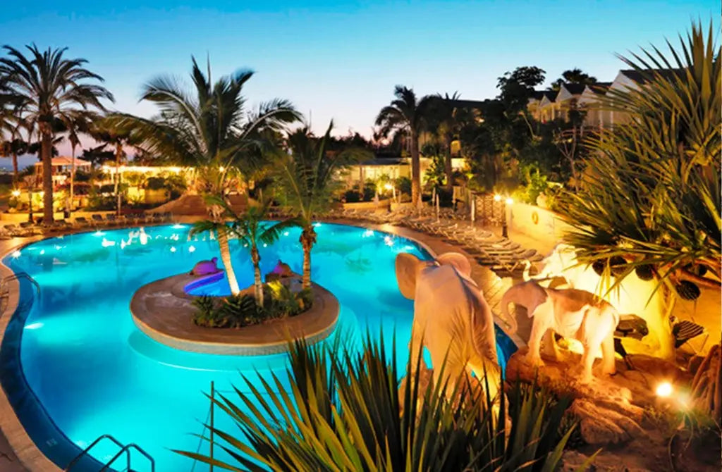 2 nights Spain bed and breakfast (Gran Oasis Resort) flights included