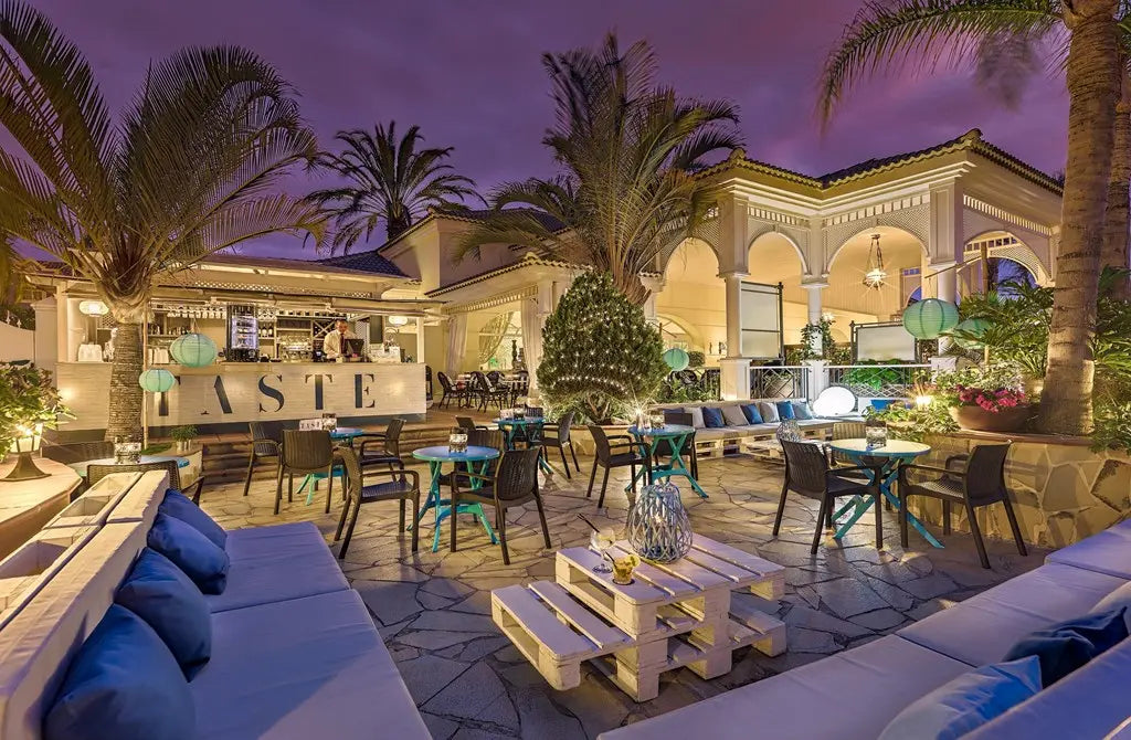2 nights Spain bed and breakfast (Gran Oasis Resort) flights included