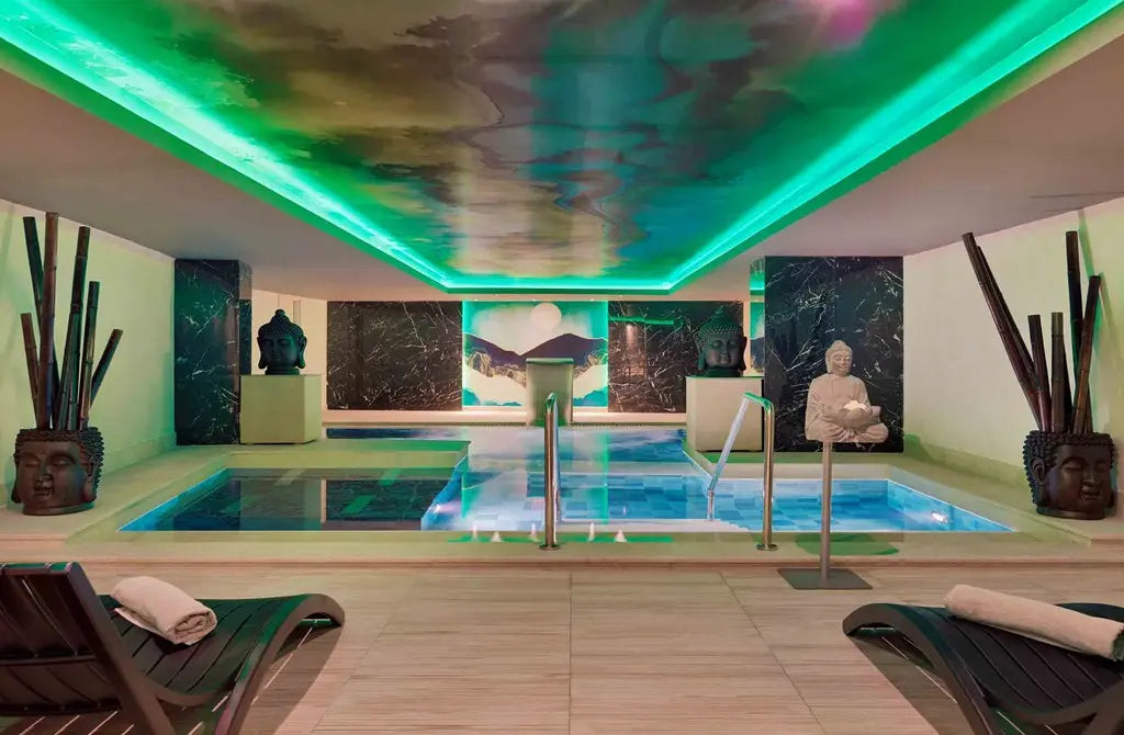 2 nights Spain bed and breakfast (Gran Oasis Resort) flights included