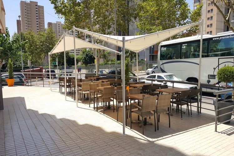 7 nights Spain bed and breakfast (Click Benidorm Vistamar Apartments) flights included