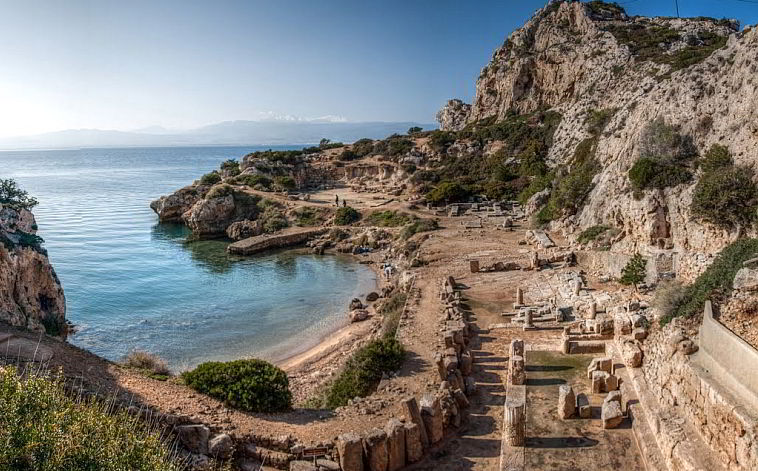 7 nights Greece bed and breakfast (Club Hotel Casino Loutraki) flights included