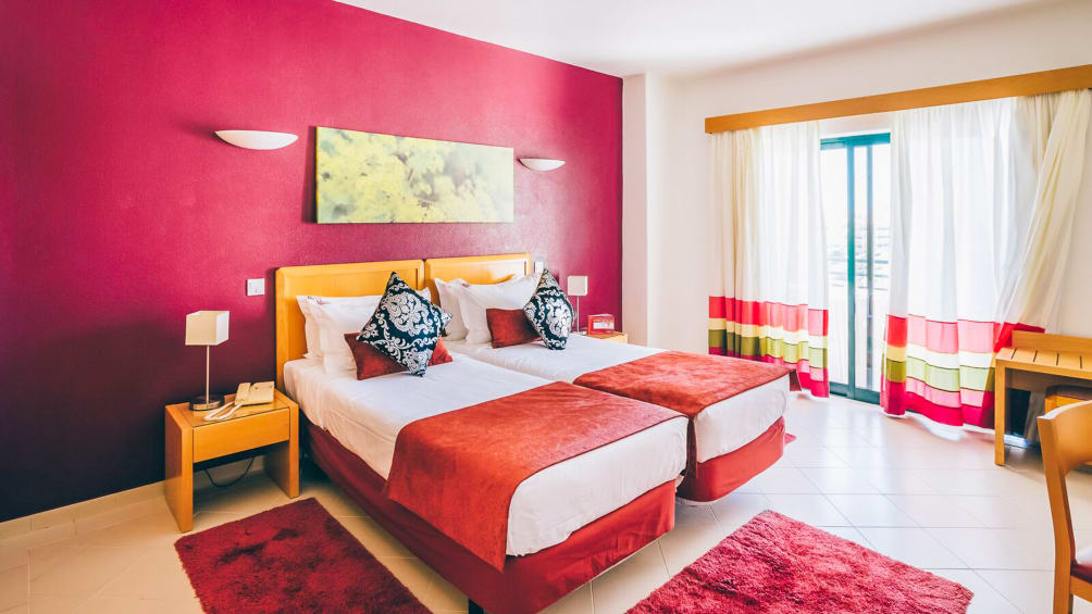 7 nights Portugal bed and breakfast (Grand Muthu Forte da Oura) flights included