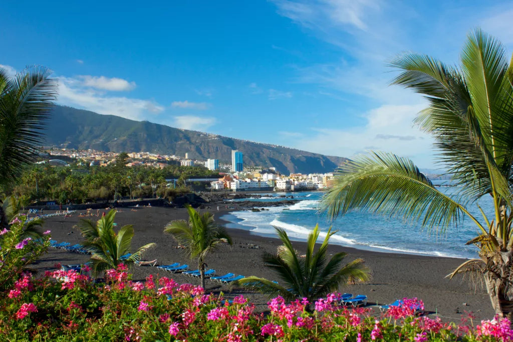 2 nights Spain bed and breakfast (Catalonia Oro Negro) flights included