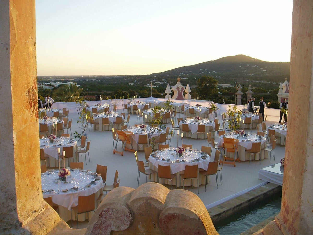 7 nights Portugal bed and breakfast (Pousada Palácio Estói) flights included