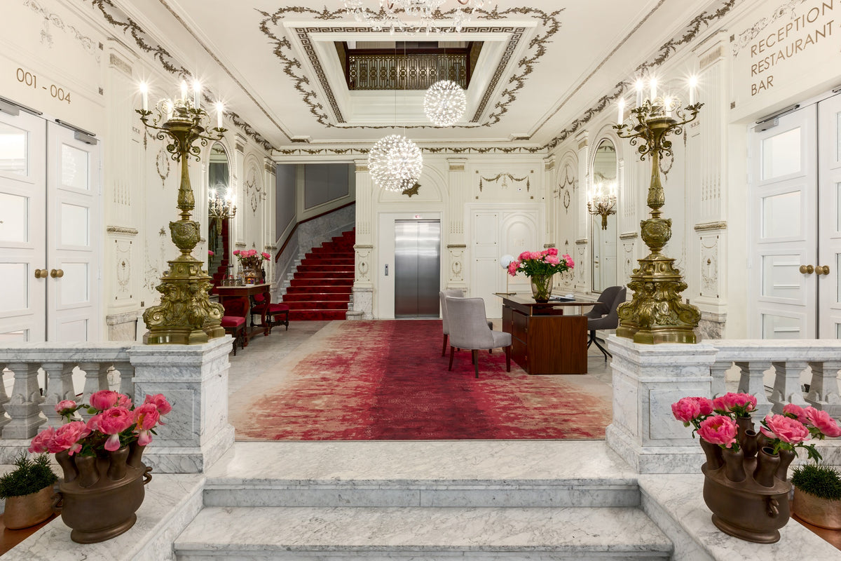 7 nights Amsterdam bed and breakfast (NH Collection Amsterdam Doelen) flights included