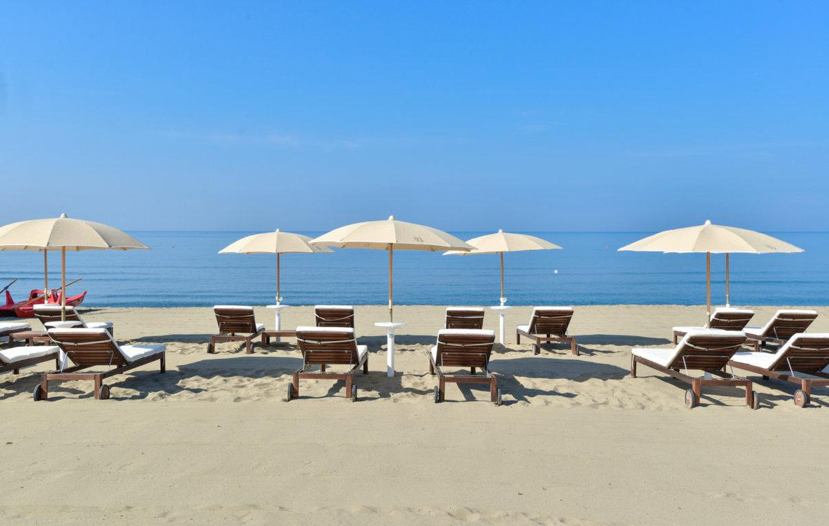 7 nights Italy bed and breakfast (Savoy Beach Hotel) flights included