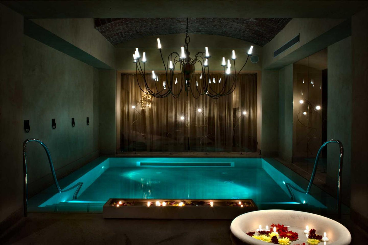 7 nights Italy bed and breakfast (Chateau Monfort) flights included