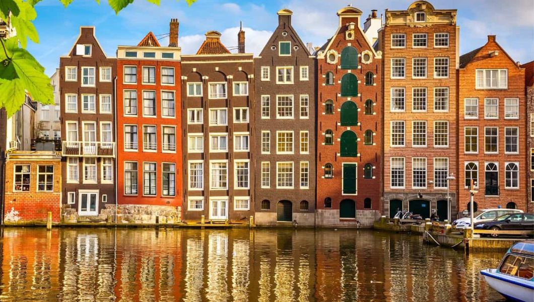 7 nights Amsterdam bed and breakfast (Grand Hotel Amrâth Amsterdam) flights included
