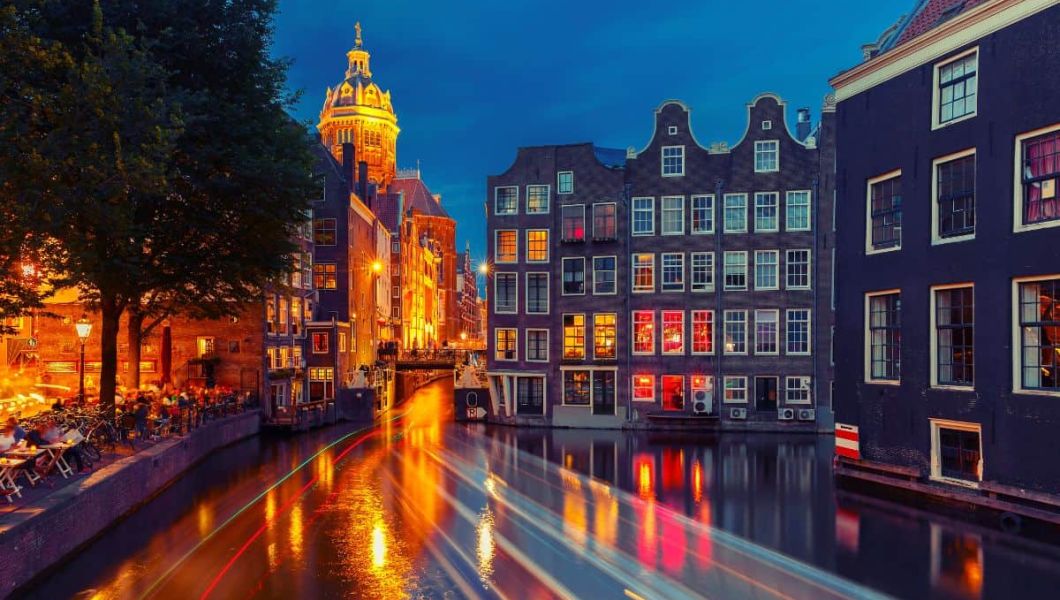 7 nights Amsterdam bed and breakfast (Sofitel Legend The Grand Amsterdam) flights included