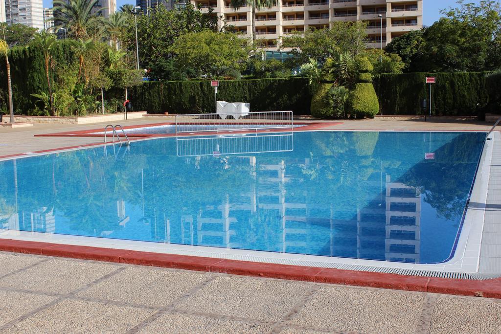 7 nights Spain bed and breakfast (Click Benidorm Vistamar Apartments) flights included