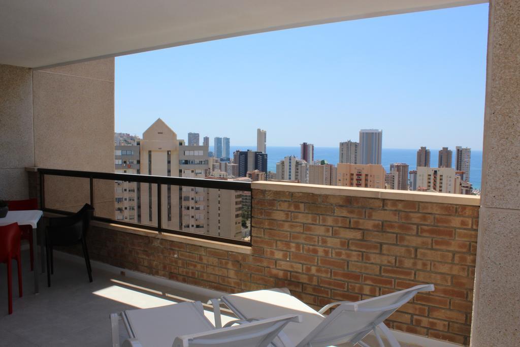 7 nights Spain bed and breakfast (Click Benidorm Vistamar Apartments) flights included