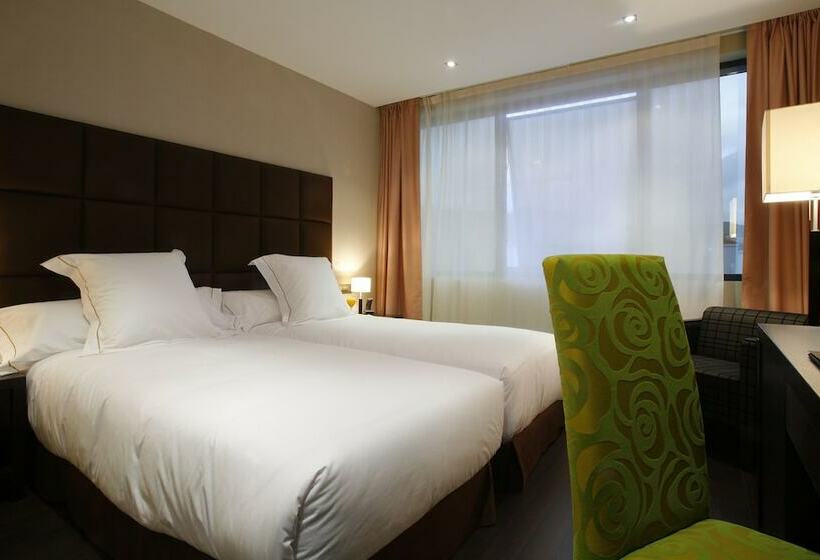 2 nights Spain (Azz Asturias Langrehotel) flights included (room only)