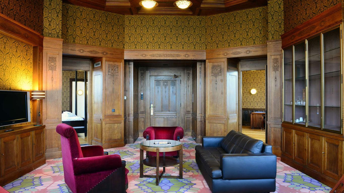 7 nights Amsterdam bed and breakfast (Grand Hotel Amrâth Amsterdam) flights included