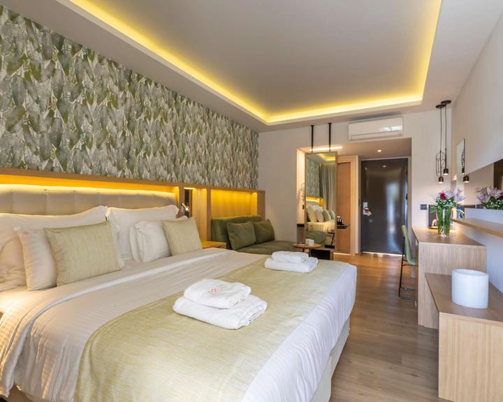 7 nights Greece bed and breakfast (Dolce Attica Riviera) flights included