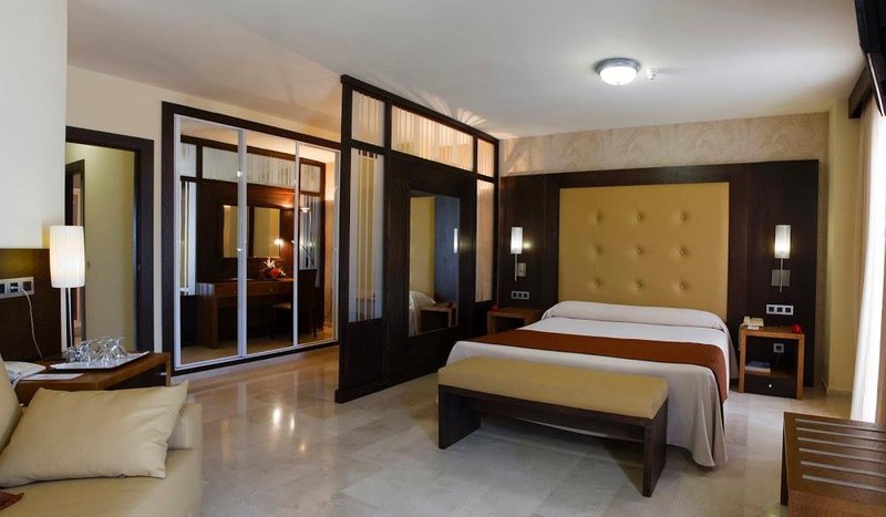 2 nights Spain (Hotel Rincón Sol) flights included ( room only)