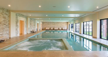 7 nights France bed and breakfast (Hôtel Chais Monnet & Spa) Flights included