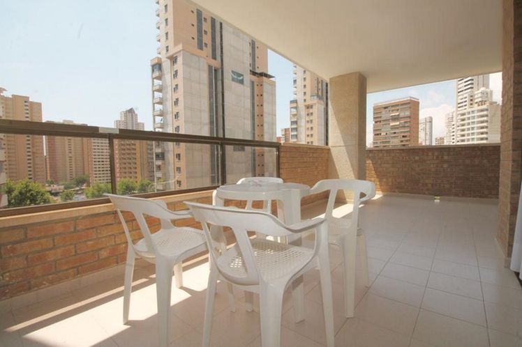 7 nights Spain bed and breakfast (Click Benidorm Vistamar Apartments) flights included
