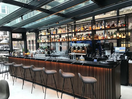 7 nights Amsterdam bed and breakfast (Pestana Amsterdam Riverside) flights included